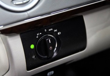 Mercedes Klasa GL X164 2011 Mercedes-Benz GL 4matic _ 3.0 diesel _ 211 KM 3.0 Diesel 211KM, zdjęcie 15