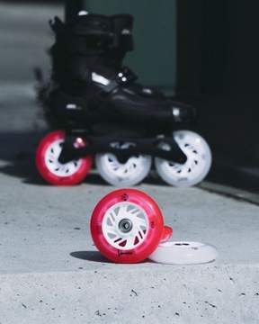 СВЕТЯЩИЕСЯ КРАСНЫЕ/КРАСНЫЕ СВЕТЯЩИЕСЯ КОЛЕСА 100 ММ ДЛЯ РОЛИКОВ