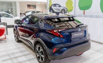 Toyota C-HR I Crossover Facelifting 1.8 Hybrid 122KM 2023 Toyota C-HR 1.8 Hybrid Style 1.8 Hybryda 122KM, zdjęcie 2