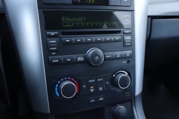 Chevrolet Captiva I 2.0D 150KM 2010 Chevrolet Captiva 2.0 D, 4X4, Automat, 7 miejsc, zdjęcie 15