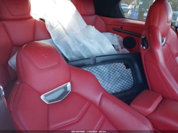 Maserati GranTurismo 2018 Maserati GranTurismo Sport 2018 4.7L 4.7 Benzyna 454KM, zdjęcie 12