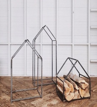 Деревянная подставка для дома