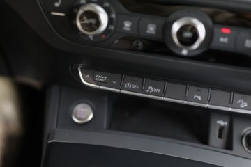 Audi Q5 II SUV Facelifting 2.0 40 TDI 204KM 2023 Audi Q5 40 TDI mHEV Quattro S tronic 2.0 Diesel 204KM, zdjęcie 29