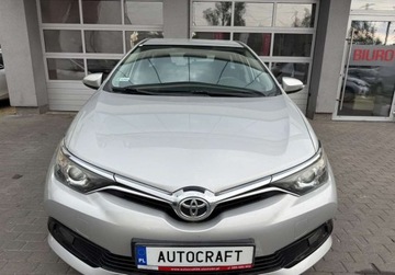 Toyota Auris II Touring Sports Facelifting 1.33 Dual VVT-i 99KM 2017 Toyota Auris salon Polska, serwis ASO Toyota, rok Gwarancja 1.3 Benzyna, zdjęcie 1