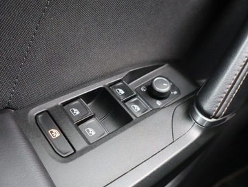 Cupra Leon II 2020 Cupra Leon 1.4 e-Hybrid, Salon Polska, zdjęcie 15