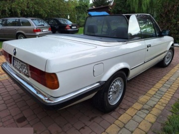 BMW Seria 3 E30 Cabrio 325 i 170KM 1989 BMW Seria 3 325i 170 KM Klasyczny kabriolet z 1989 roku, zdjęcie 5