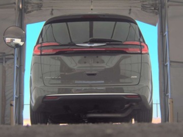 Chrysler Pacifica II 2024 Chrysler Pacifica Pinnacle 121.6 2024 3.6 Benzyna 287KM, zdjęcie 3