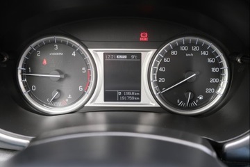 Suzuki Vitara III SUV 1.6 DDiS 120KM 2016 Suzuki Vitara DDiS 4x4 Allgrip nawigacja climatronic kamera zarejestrowany, zdjęcie 17