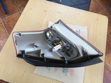 KIA PRO CEED I 07- TŘÍDVEŘOVÝ SVĚTLO ZADNÍ LEVÝ