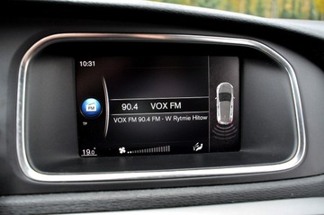 Volvo V40 II Hatchback Facelifting 2.0 D2 120KM 2017 Volvo V40 2,0 D2 2017 Rok Lift Full Led, zdjęcie 19