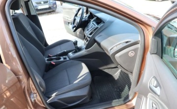 Ford Focus III Kombi 1.0 EcoBoost 100KM 2013 Ford Focus SW KLIMA, Multifunkcja, El. Szyby, Czujniki cofania, Zadbany, G, zdjęcie 16