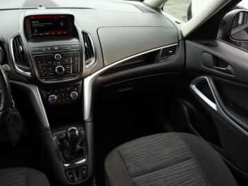 Opel Zafira C Tourer 1.4 Turbo ECOTEC 140KM 2015 Opel Zafira Tourer 1.4 Turbo, GAZ, Klima, zdjęcie 7