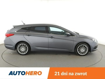 Hyundai i40 Kombi 1.6 GDI 135KM 2015 Hyundai i40 135KM, klima, Bluetooth, zdjęcie 8