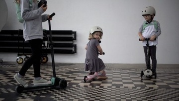 SCOOTANDRIDE Highwaykick 5 LED Трехколесный балансировочный самокат 5+ Ясень