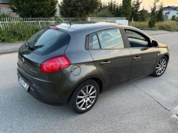 Fiat Bravo II Hatchback 5d 1.4 T-JET 16V 120KM 2008 Fiat Bravo Piekny Bravo 1.4benz. Parktroniki Wspomaganie CITYksenon 1.4, zdjęcie 2