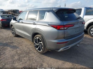 Mitsubishi Outlander III 2023 Mitsubishi Outlander SE 2023 2.5L 2.5 Benzyna 181KM, zdjęcie 3