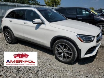 Mercedes GLC C253 2021 Mercedes-Benz GLC 2021 r.,2,0L 300 4MATIC 2.0 Benzyna 255KM