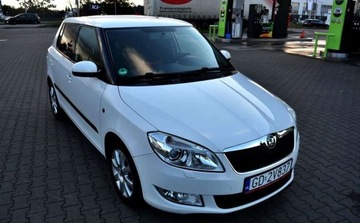 Skoda Fabia II Hatchback Facelifting 1.2 TSI 105KM 2010 Skoda Fabia Automat, Klimatyzacja, Nawigacja, Grzane Fotele 1.2 Benzyna, zdjęcie 16