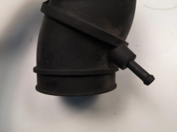 MITSUBISHI CARISMA TRUBKA SÁNÍ VZDUCHU MR126842