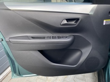 Opel Frontera C 2026 Opel Frontera NOWY SUV 2026 | Hybrid 110 KM Automat | Bogate wyposażenie |, zdjęcie 9