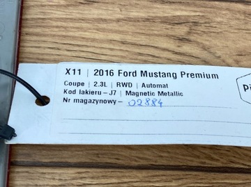 KONTURA ODRAZKA FORD MUSTANG VI 2015+ USA