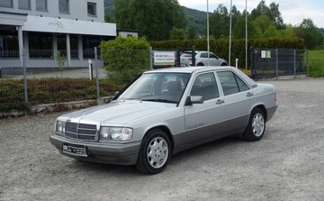 Mercedes 190 2.0 E 118KM 1989
