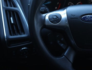 Ford Focus III Kombi 1.0 EcoBoost 125KM 2013 Ford Focus 1.0 EcoBoost, Klima, Klimatronic, zdjęcie 20