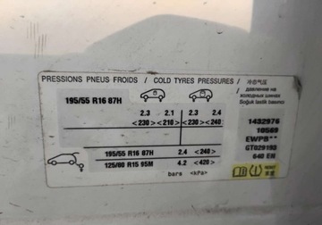 Peugeot 208 I 2016 Peugeot 208 2016r, 1.2 Benzyna. Lekko uszkodzony prawy przod. Jezdzi. 1.2, zdjęcie 23