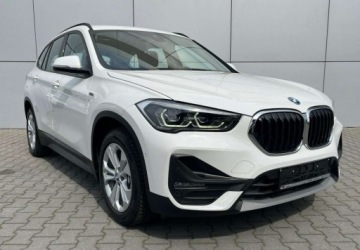 BMW X1 F48 Crossover Plug-In 1.5 25e 220KM 2021 BMW X1 Maly przebieg Faktura VAT 23 1.5 Hybryda Plug-in 220KM, zdjęcie 4