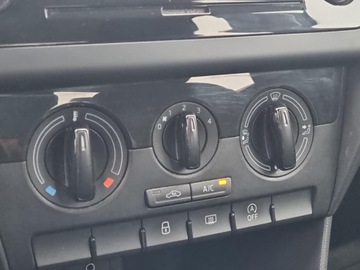 Skoda Rapid II Liftback Facelifting 1.0 TSI 110KM 2017 Škoda RAPID 1.0 TSI Ambition Škoda RAPID 1.0 TSI, zdjęcie 22