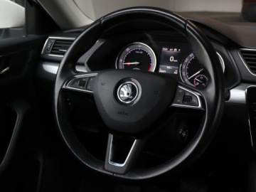 Skoda Superb III 2019 Skoda Superb 1.6 TDI, Automat, Navi, Klima, zdjęcie 19