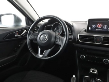 Mazda 3 III Hatchback  2.0 SKYACTIV-G 120KM 2015 Mazda 3 navi klima auto czujniki parkowania grzane, zdjęcie 15