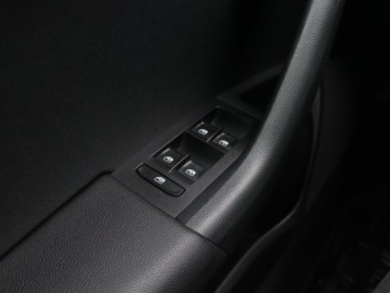 Skoda Octavia III Kombi 2.0 TDI 150KM 2016 Skoda Octavia 2.0 TDI, Salon Polska, DSG, VAT 23%, zdjęcie 16