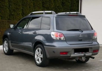 Mitsubishi Outlander I 2.0 i 16V 136KM 2003 Mitsubishi Outlander Mitsubishi Outlander 2.0 4WD Invite 2.0 BenzynaLPG, zdjęcie 11