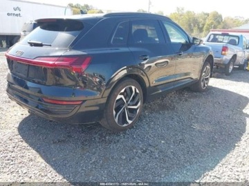 Audi Q8 2024 Audi Q8 e-tron 2024r., 4x4, Elektryczny 355KM, zdjęcie 3