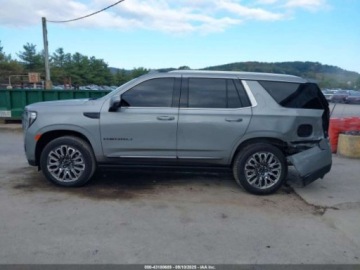  GMC Yukon Denali Ultimate 2023 6.2l 6.2 Benzyna 420KM, zdjęcie 2