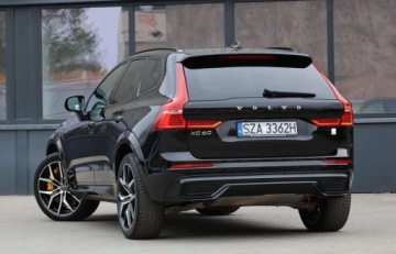 Volvo XC60 II Crossover Plug-In Facelifting 2.0 T8 455KM 2022 Volvo XC 60 Volvo XC 60 T8 AWD Polestar Engineered 2.0 Hybryda Plug-in, zdjęcie 4