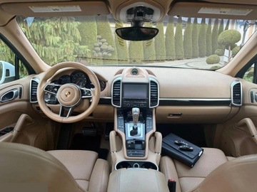Porsche Cayenne II SUV Facelifting 3.6 300KM 2017 Porsche Cayenne Tiptronic S 3.6 Benzyna 300KM 4x4 2017r, zdjęcie 35