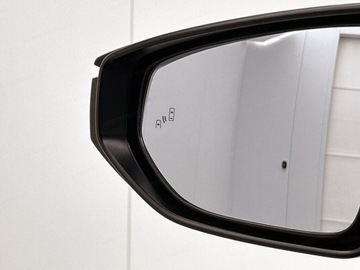 Lexus UX 2025 Od ręki - 300h Business 2.0 Hybrid Dynamic Force 199KM | Podgrzewane fotele, zdjęcie 3