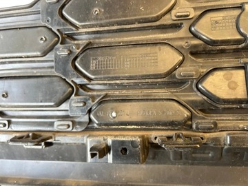 AUDI E-TRON 4KE NÁRAZNÍK PŘEDNÍ MASKA 4KE807725 ORIGINÁLNÍ