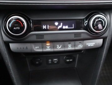 Hyundai Kona I Crossover 1.0 T-GDI 120KM 2020 Hyundai Kona 1.0 T-GDI, Salon Polska, Serwis ASO, zdjęcie 12