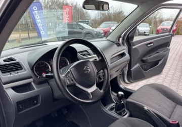 Suzuki Swift V Hatchback 5d 1.3 DDiS 75KM 2013 Suzuki Swift Auto wyglada i jezdzi jak nowenavialu 16 1.2 Diesel 75KM, zdjęcie 14