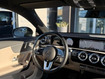 Mercedes CLA C118/X118 2020 Mercedes-Benz CLA 200 Progressive pakiet Night salon Polska jasne wnetrze, zdjęcie 9