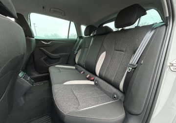 Skoda Scala Hatchback 1.5 TSI 150KM 2023 Skoda Scala Style Pakiet Comfort, ACC, Wirtualna Kabina, Podgrzewane fote, zdjęcie 17