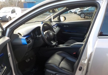 Toyota C-HR I Crossover 1.8 Hybrid 122KM 2018 Toyota C-HR Okazja 1.8 Hybryda 122KM, zdjęcie 27