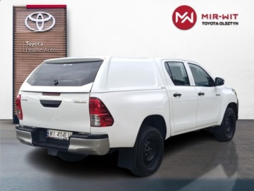 Toyota Hilux VIII Pojedyncza kabina 2.4 D-4D 150KM 2017 Toyota Hilux 2.4 D-4D Double Cab DLX 4x4 Toyota Hi, zdjęcie 4