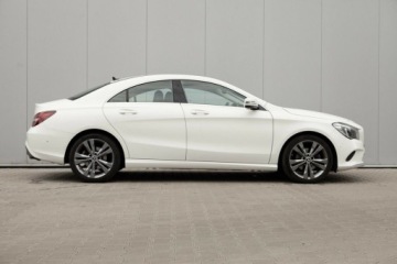 Mercedes CLA C117 Coupe Facelifting 1.6 180 122KM 2017 Mercedes-Benz CLA CLA 180 7-G DCT Progressive Salon Polska Autotrade Mer, zdjęcie 6