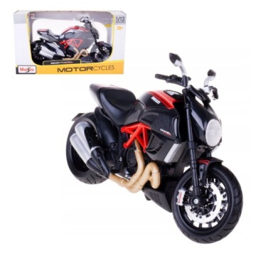 Ducati Diavel Carbon модель масштаб 1:12 Maisto