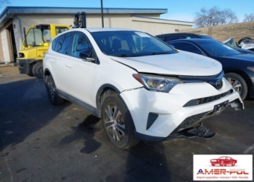 Toyota RAV4 V 2018 Toyota RAV4 2018r., Le, 2.5L, od ubezpieczalni 2.5 Benzyna 178KM