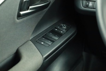 Toyota C-HR II 2024 Toyota C-HR 1.8 Hybrid, Salon Polska, zdjęcie 14